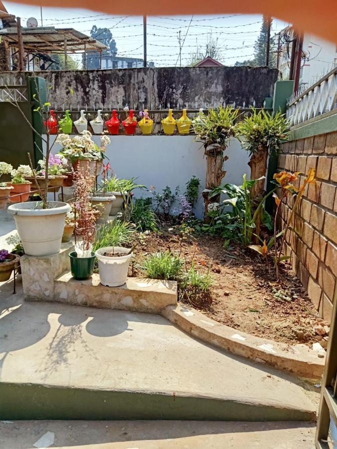 Khriang Khongwir Homestay シロン エクステリア 写真
